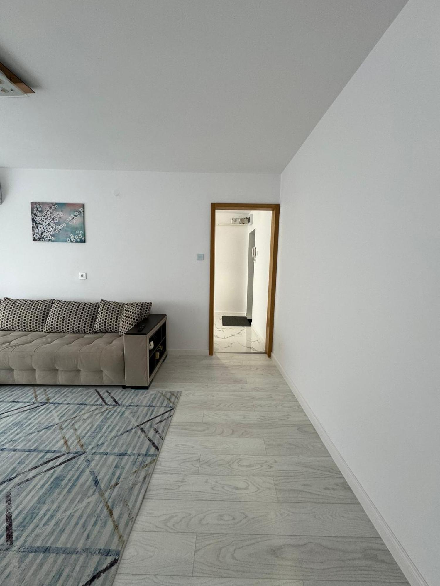Apartament Central รึมนิคูวัลเจีย ภายนอก รูปภาพ
