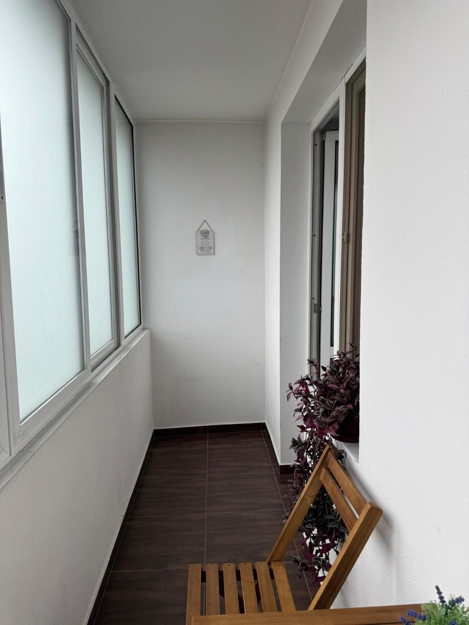 Apartament Central รึมนิคูวัลเจีย ภายนอก รูปภาพ